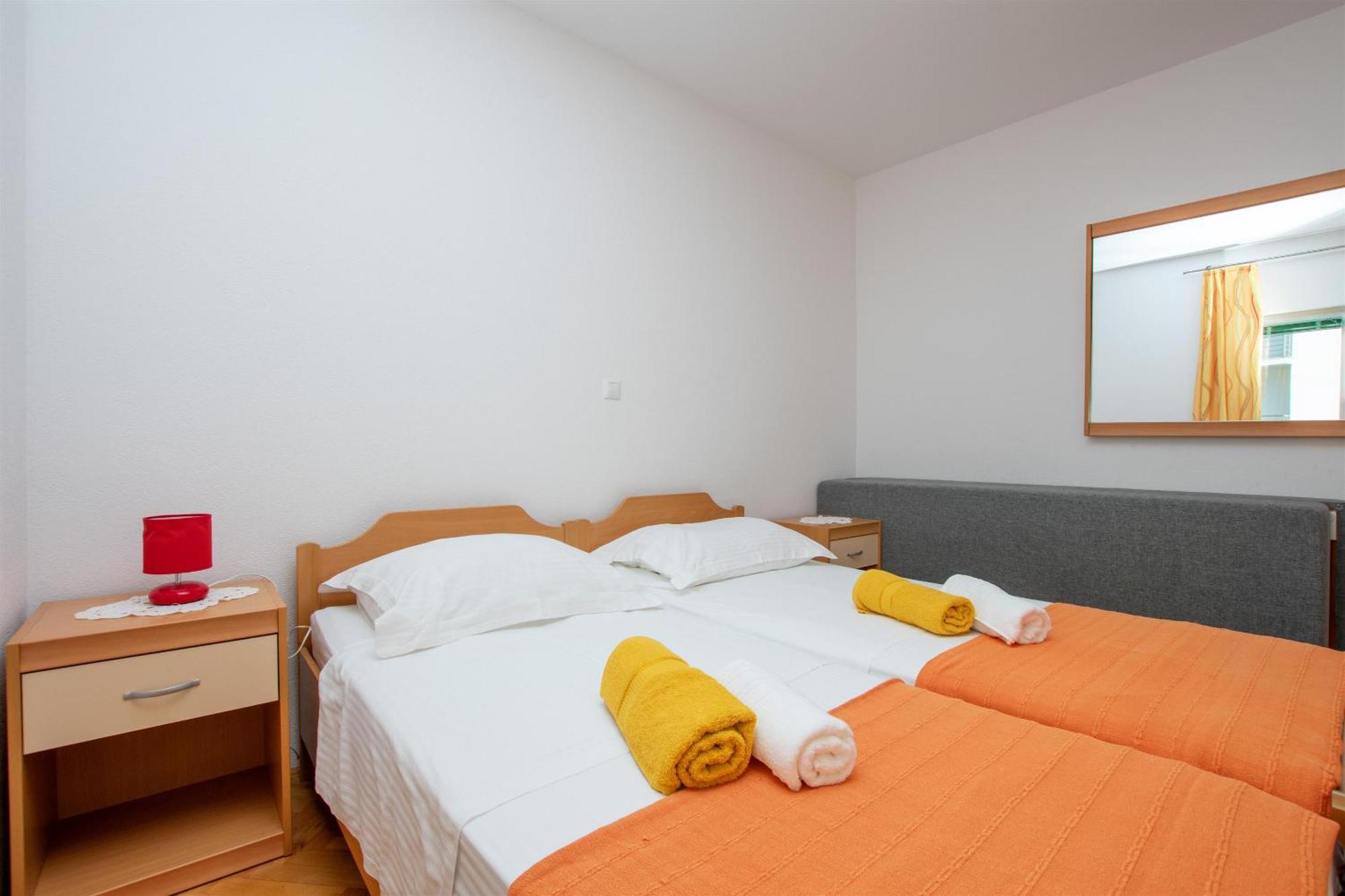 Apartment Zdravko 奥米什 外观 照片