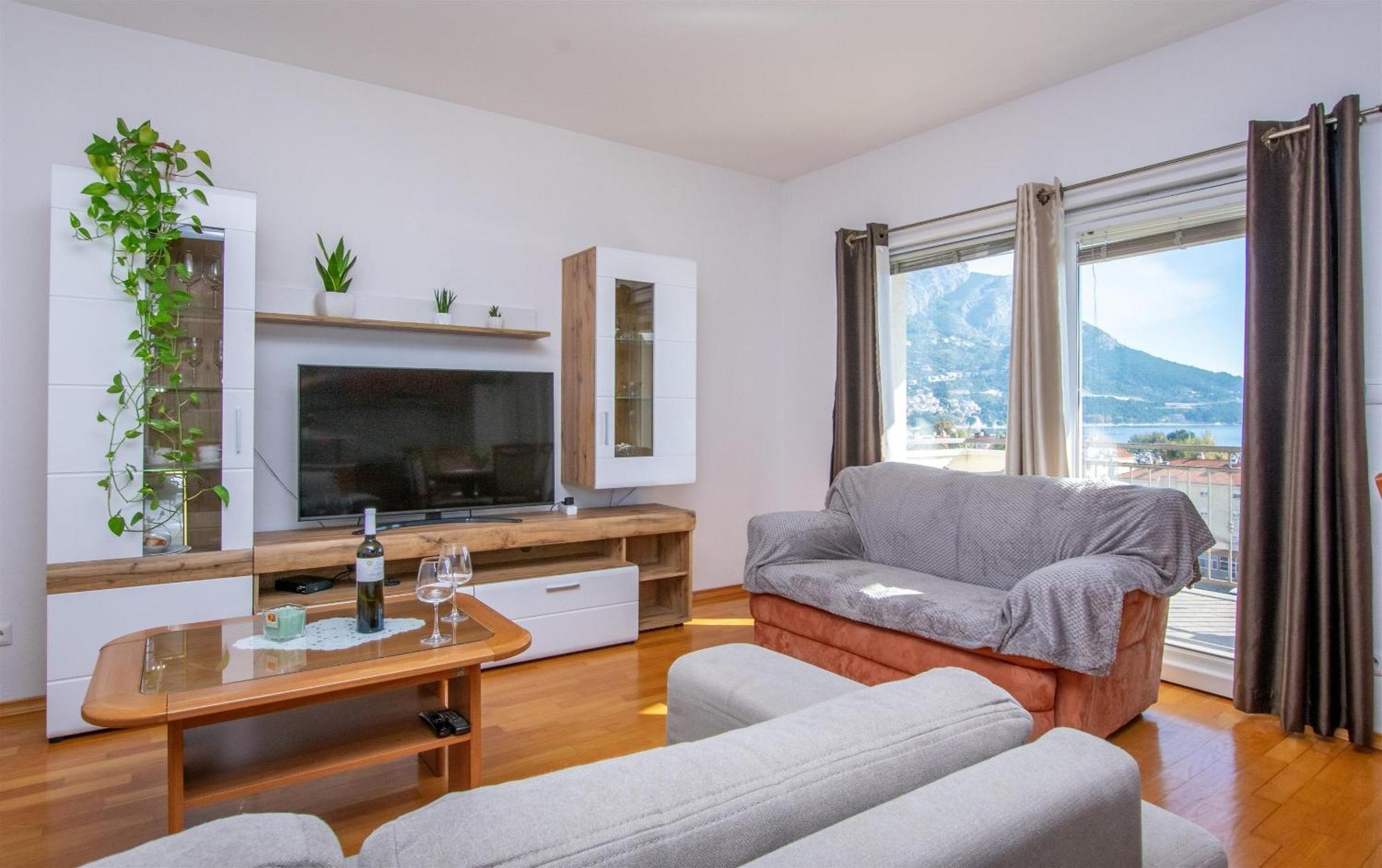 Apartment Zdravko 奥米什 外观 照片